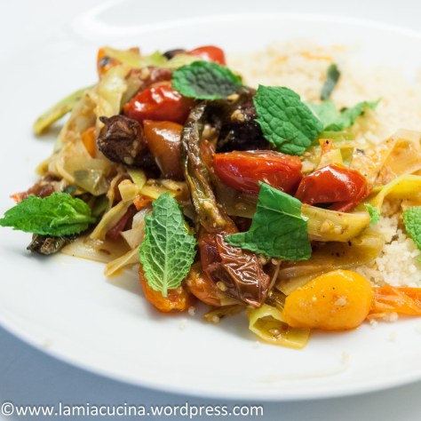 Aubergine, Lauch und Tomaten