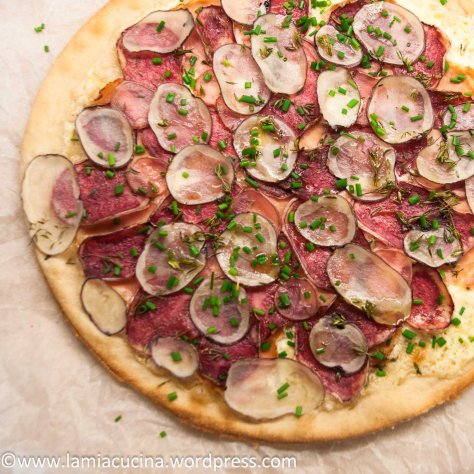 Bunter Kartoffel-Flammkuchen