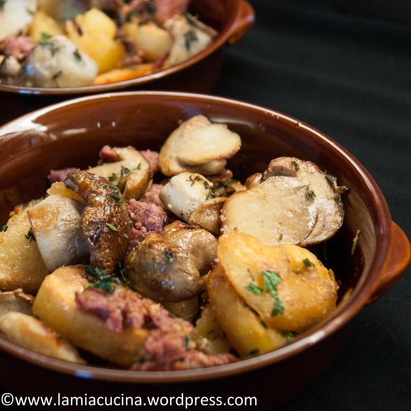 Kartoffel-Steinpilz-Wurst-Gröstl