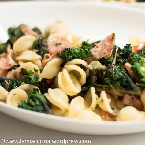 Flower Sprouts mit Orecchiette