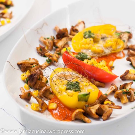 Mini-Peperoni gefuellt