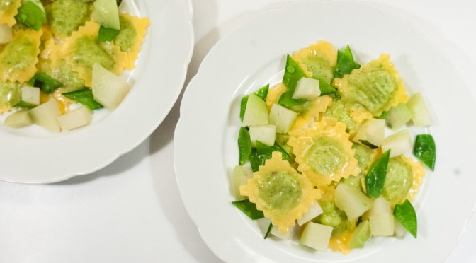 Rucola-Ziegenkäse-Ravioli mit Kohlrabi