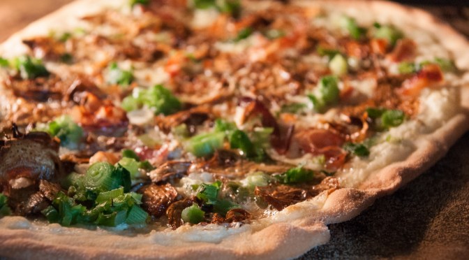 Flammkuchen mit Artischocken