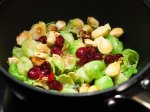 Rosenkohl und Cranberries