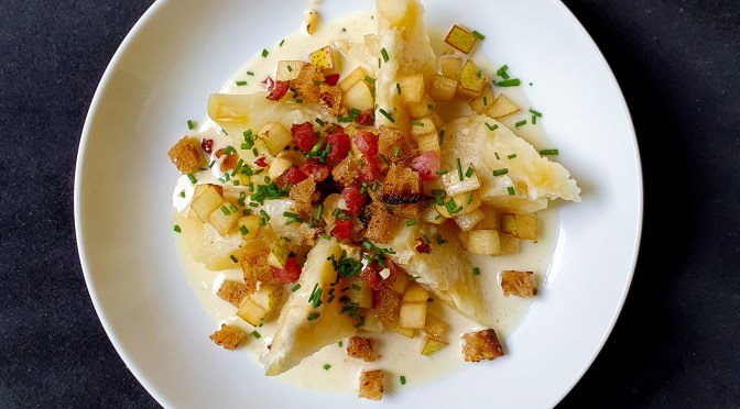 Sellerie. Taleggio. Birne.