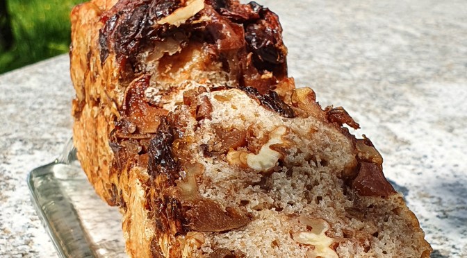 Früchtebrot oder Brot mit Früchten?