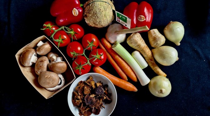 Jus de legumes. Gemüsejus.