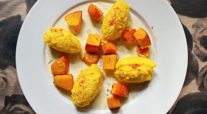 Polentagnocchi. Ofenkürbis. Gorgonzolasauce